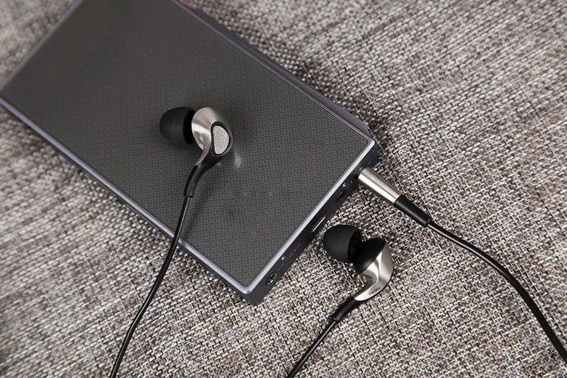 meizu-flow-hyprid-earphonds-for-android-iphone (20)