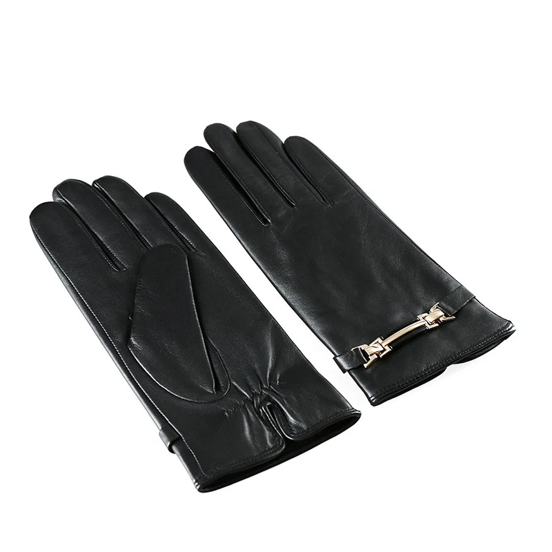 NEW 2019 Genuine Leather Women Gloves Female Fashion Metal Buckle Short Style Winter Sheepskin Gloves Plush Lined 3302