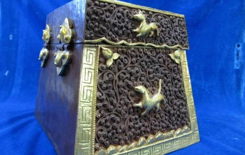 

Chinese Copper Bronze 24K Gild Dragon Play phenix Jewelry Box