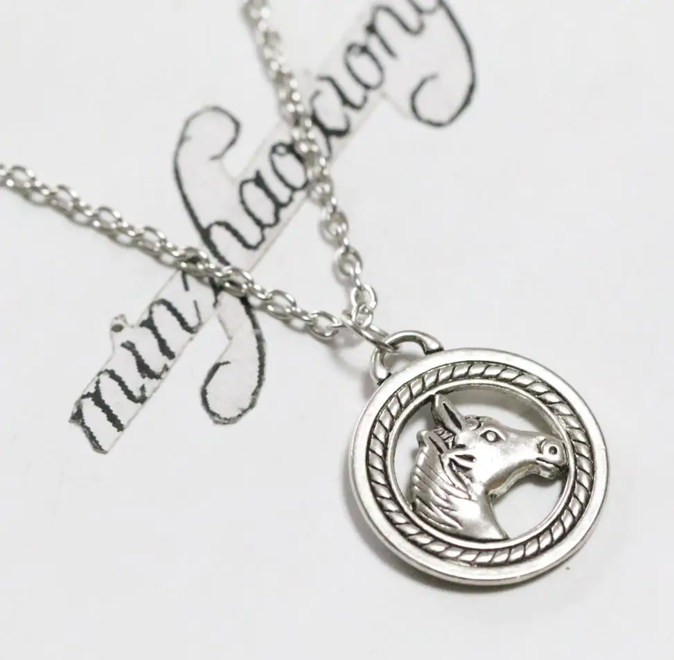 

Vintage Charms Fashion Antique Silver Alloy Double Sided Horsehead Pendant Chain Necklace Jewelry (10 pcs)