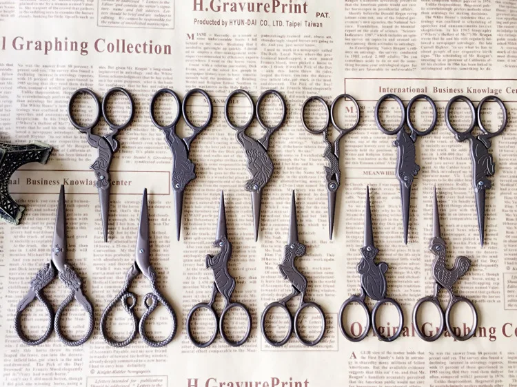12pcs/lot The 12 animals of Chinese Zodiac Stainless Steel Blade Antique Vintage Design Sewing & Embroidery  Scissors Wholesale