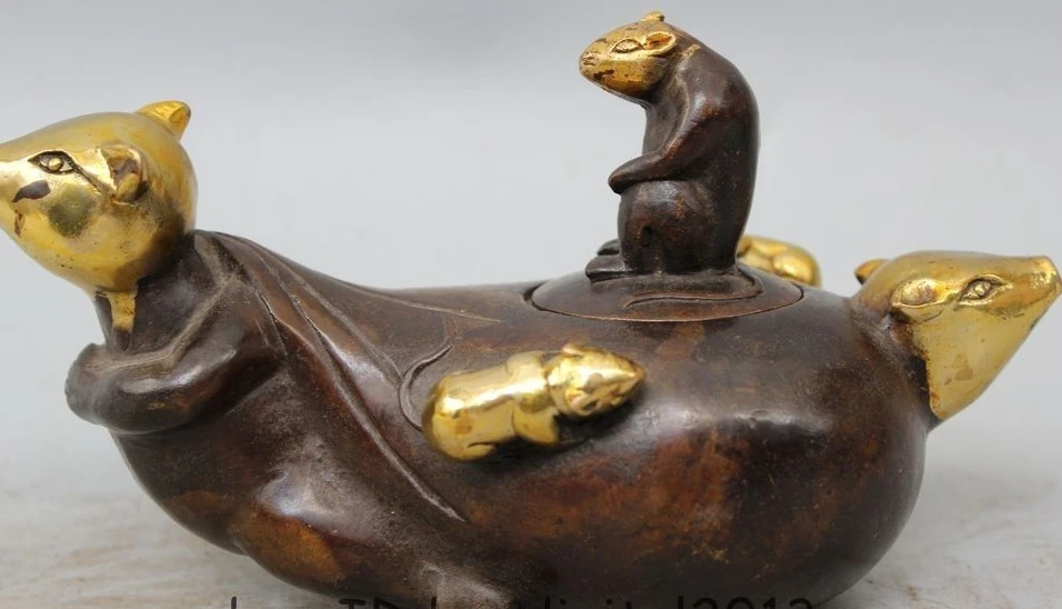 

8" Old Chinese Folk Bronze Wealth Moneybag Mouse Rat Mice Wine Tea Pot Flagon
