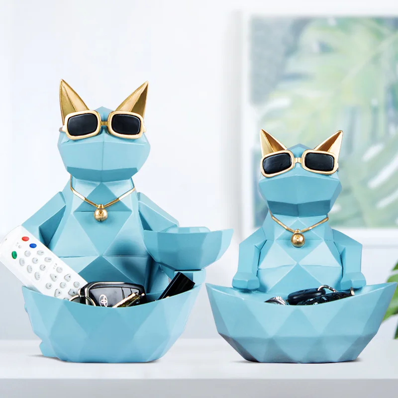 

Resin Geometric Lucky Cat Miniature Figurines Key Storage Office Table Marker Organizer Feng Shui Decoracion Hogar Home Decor