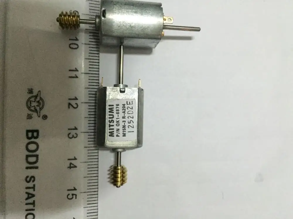 Оригинальный новый 100% QK1 6876 микро щетки мотора постоянного тока M15N 3 R A204|Двигатель