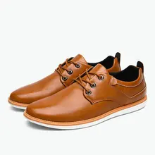 2018 Sapatos Respirável Sapatos Casuais Sapatos Da Moda Rendas Até sapatos de Couro Marrom Preto Homens Sapatos de Negócios Formais Sapatos Masculinos Eur 40- 45 EY07-43 C1