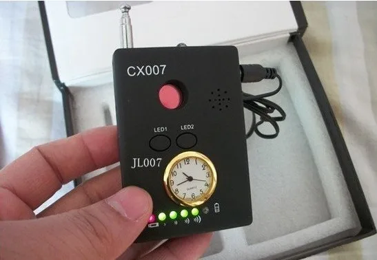 695935505_830682417
