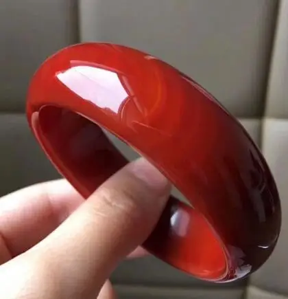 

57mm Natural Red South Red AgateGems Persimmon Red Bracelet