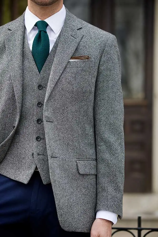 

2018 Latest Coat Pant Designs Grey tweed high street men suit Business smart casual tuxedos Elegant men suit for party 3 pieces