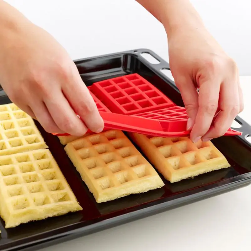 Waffle Makers Silicone 4-Cavity Waffles Cake Chocolate Pan Baking Mould Donut Maker for Kids Silicone Cake Mould Baking Mold Set