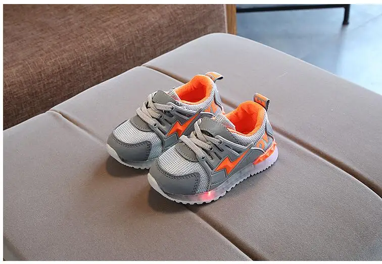 kids led shoes (82)