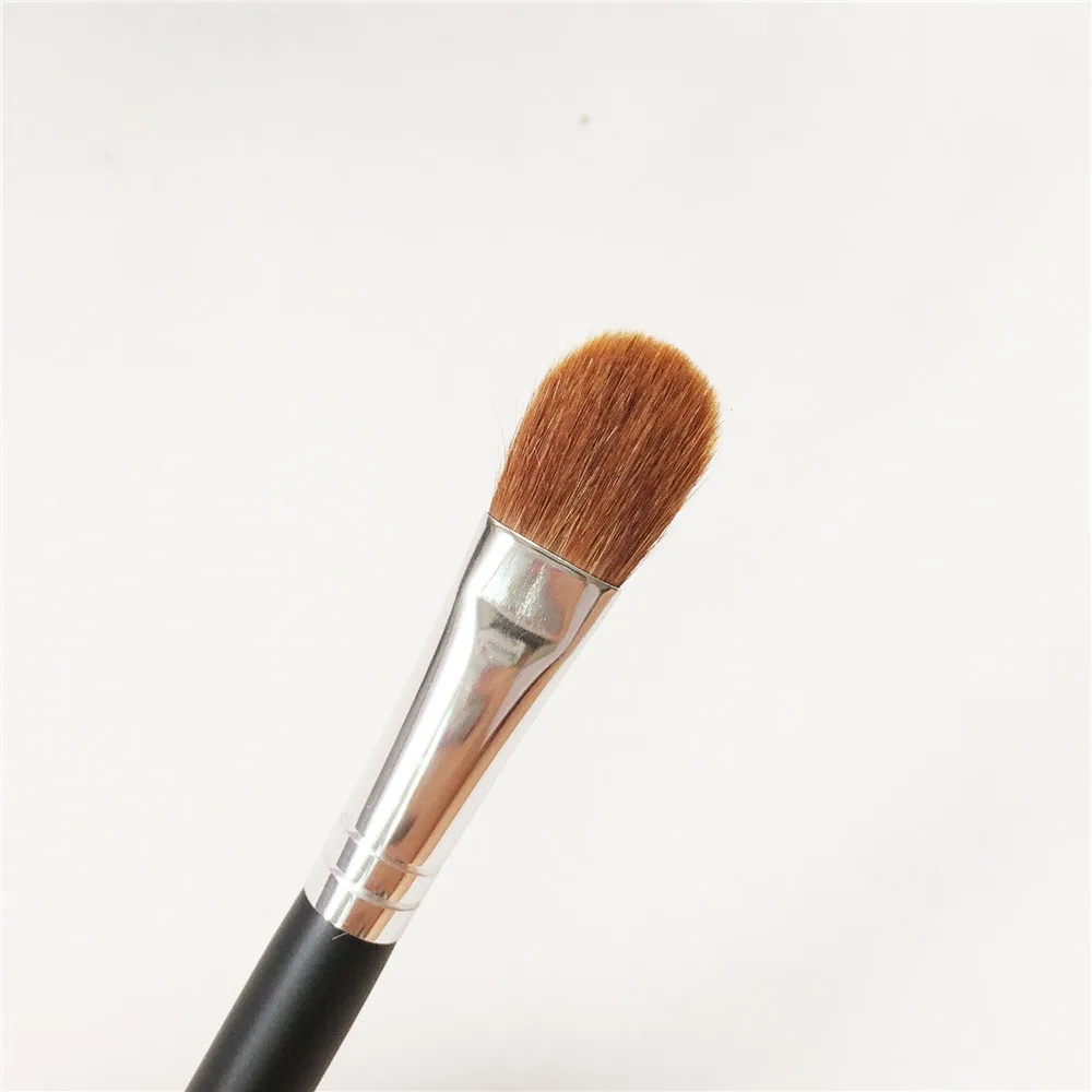 Baremineral Light Stroke Brush _ 2