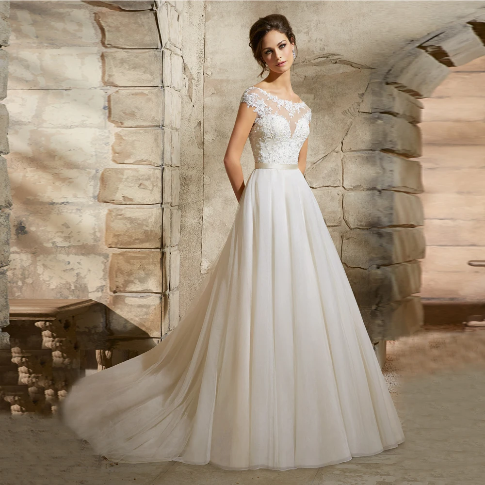 Lorie Princess Wedding Dresses Long Sleeve Appliqued Lace Ball