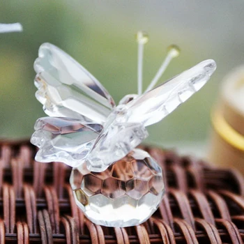 

50Pcs Free Shipping Butterfly Crystal Wedding Favor To Guest Bridal Bachelorette Party Gift Box Baby Shower Favor Mariposas Boda