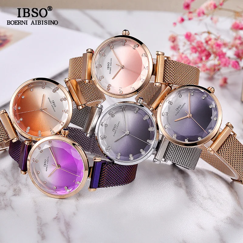 IBSO хит цвет часы для женщин Мода Cut стекло дизайн для женщин кварцевые часы дамы Магнит пряжка Наручные часы Montre Femme