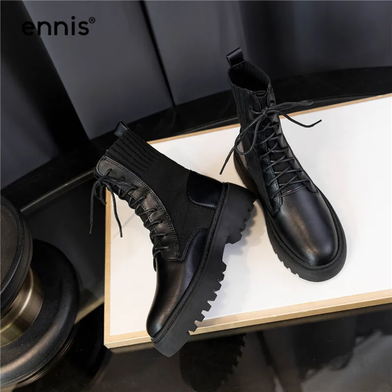 ENNIS/ черные ботинки на платформе; женские ботинки на шнуровке; ботинки на плоской подошве с круглым носком; Ботинки martin из натуральной кожи; сезон осень-зима; модная обувь; A998