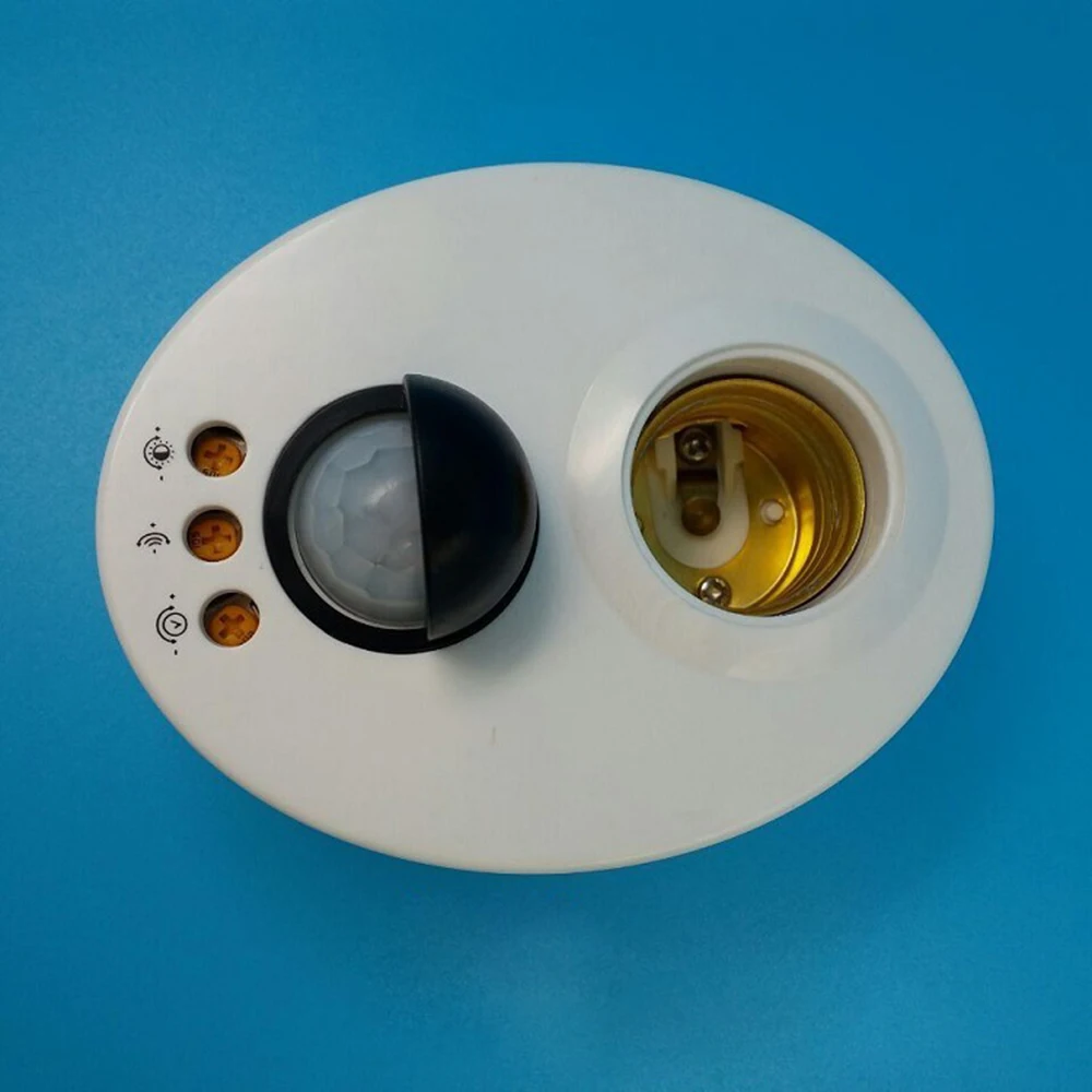 

1pc hot PIR Motion Switch Detector 110V 220V E27 LED Bulb Base Infrared IR Sensor Light Automatic Wall Light Lamp Holder Socket