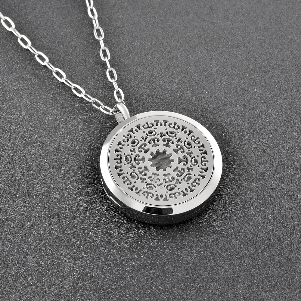 

CH-110 Fashion Geometric Round Circle Pendant Necklaces Minimalism Women Accessories Short Chain Necklaces Party Jewelry