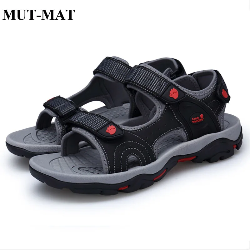 

2019 New Adult Men's Sandals Outdoor Beach Sandals Sports And Leisure Shoes Upstream Fishing Shoes With Wolf Totem Decoration