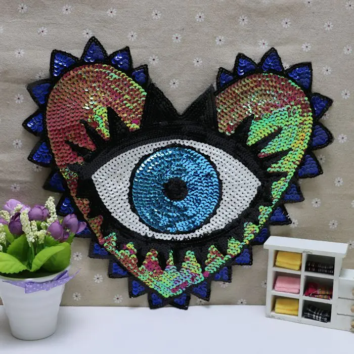 

Fashion coat patch heart-shaped eye sequins embroidery clothing accessories,applique embroidery flower patches