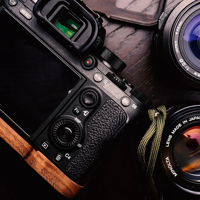 Wooden Quick Release L Plate / L Bracket Hand Grip Holder Perfect fit for Sony A7R3  A7 A9