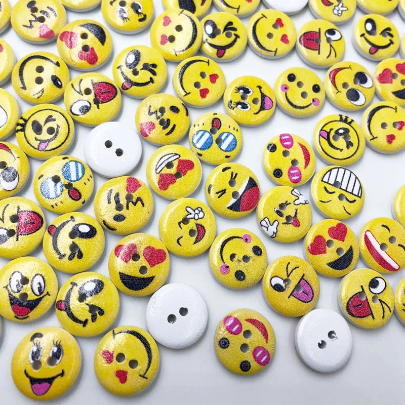100pcs Mixed Random Round Wooden Sewing Cute Emoji Face Buttons 15mm