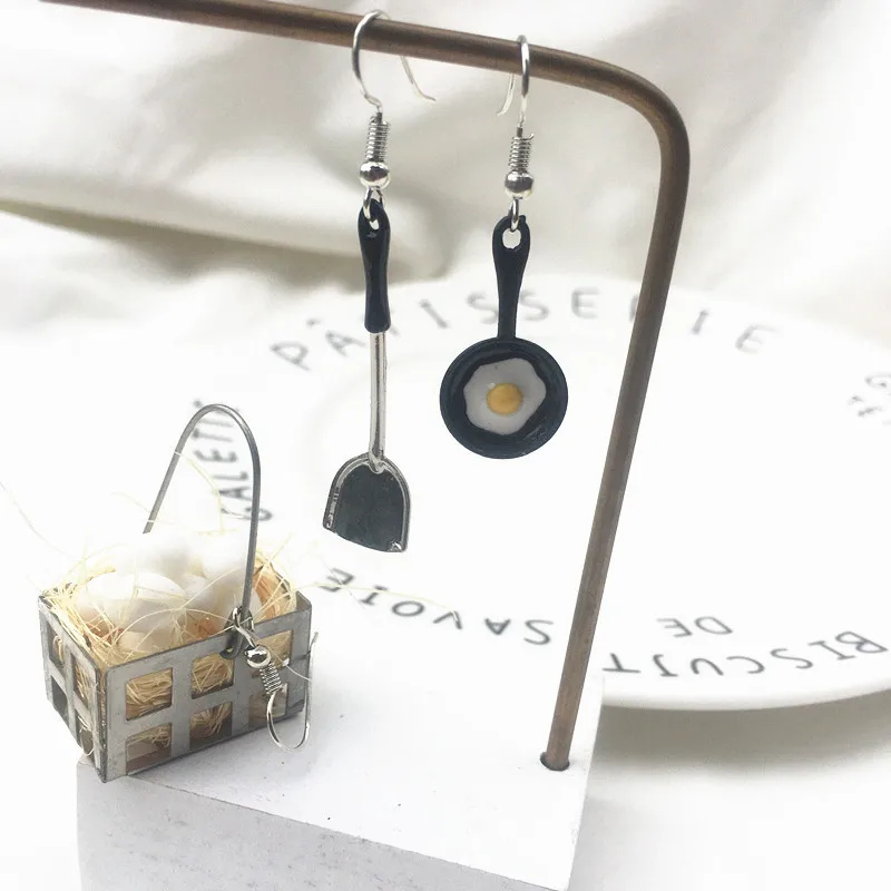 Handmade Creative Cool Egg spatula Drop Earrings Funny Style Cartoon Asymmetry Cute for Women Girl Gift | Украшения и аксессуары