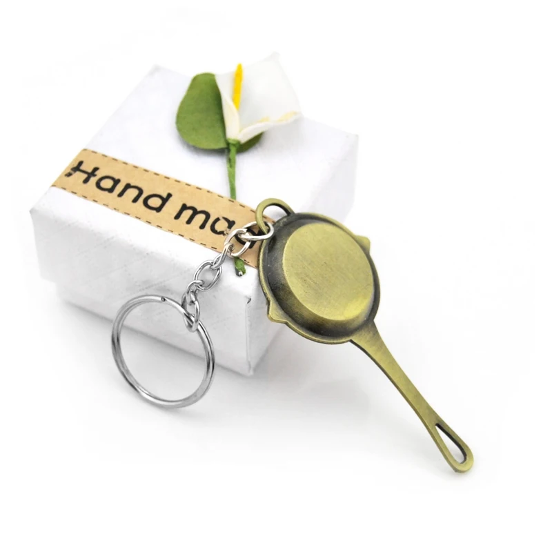 

Creative Custom PUBG Keychain Men Jedi Pan Anime Key Chain Metal Car Game Key Ring Banner pubg Holder Jewelry Gift Souvenirs