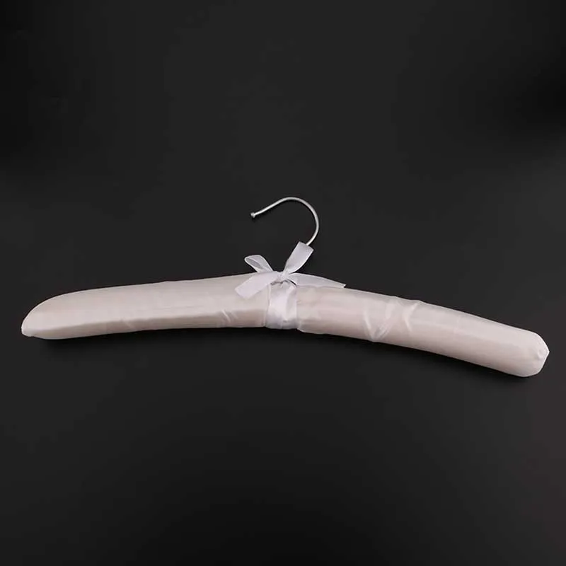 5 قطع متفوقة الأبيض كريم الحليب الحرير الأبيض غطاء مبطن الطفل معطف خطاف ملابس الشماعات الملابس خزانة التخزين حامل أداة