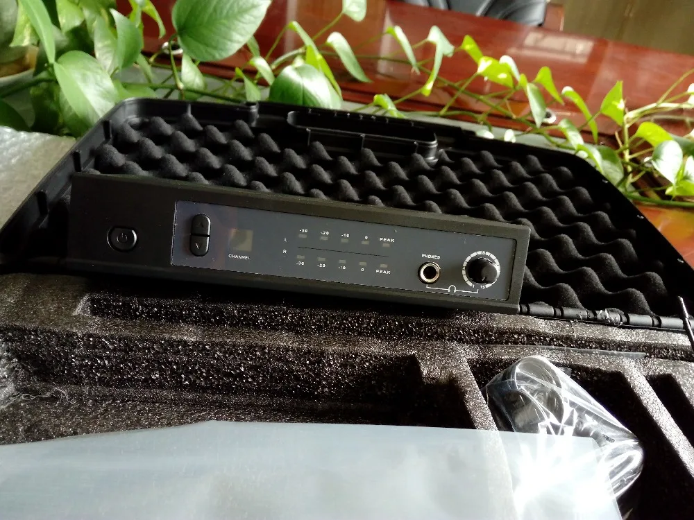 Pasgao stereo one channel good quality 655-679MHZ