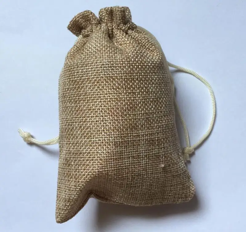 

7x9cm Nature Color Linen Gift Bags 50pcs/Lot Small Burlap Bag Flax Fabric Jewelry Pouch For Wedding Christmas Packaging