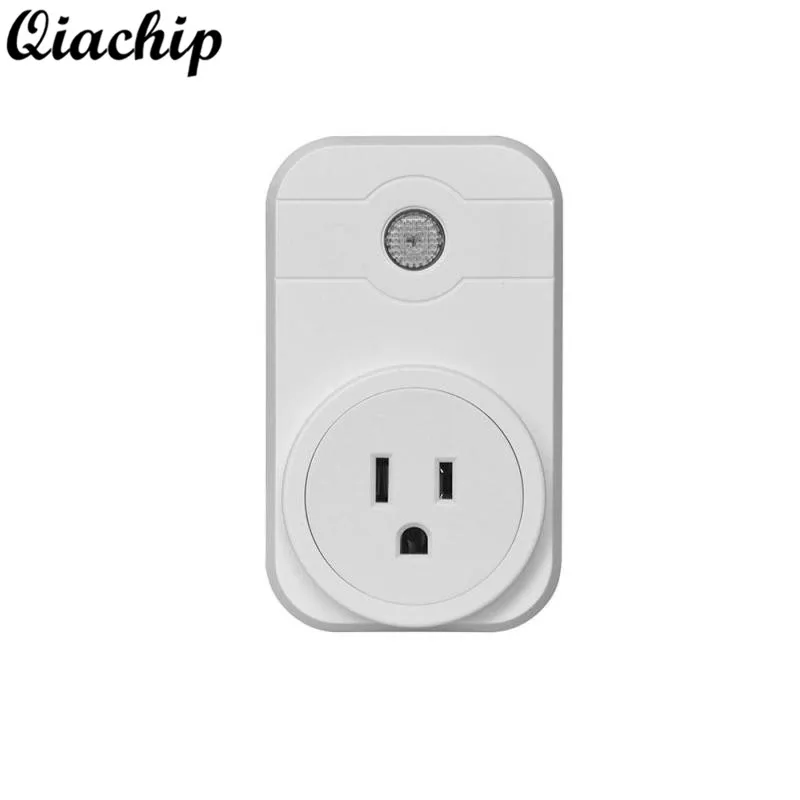 

QIACHIP AC 100-240V US/UK/EU Plug Outlet WiFi Smart Socket App Control Voice Function Timing 2.4G WiFi Technology Remote Control