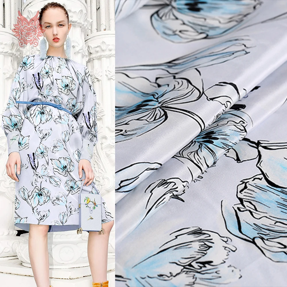 

Runway luxury light blue floral print 100% silk crepe de chine fabric apparel for dress pure silk tissu fabrc telas 16mm SP5495