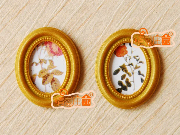 Mini dollhouse Mini furniture accessories gold frame decorative painting rose 2 retro