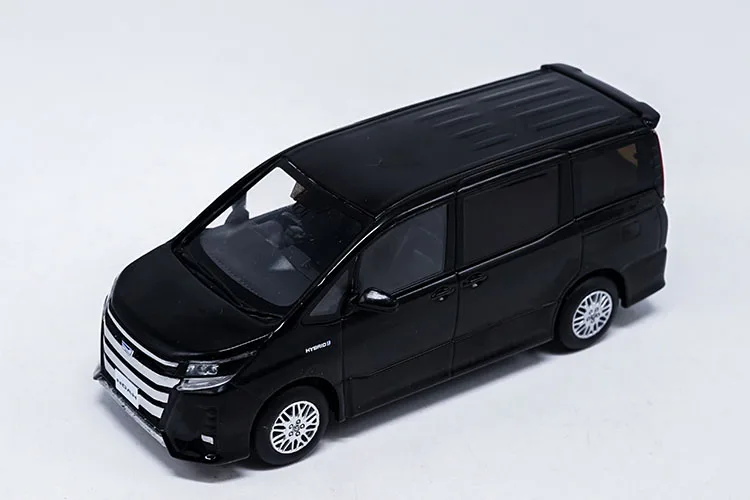 Завод 1:30 Toyota NOAH MPV Игрушечная машина из сплава игрушки для детей литой модельный автомобиль подарок на день рождения