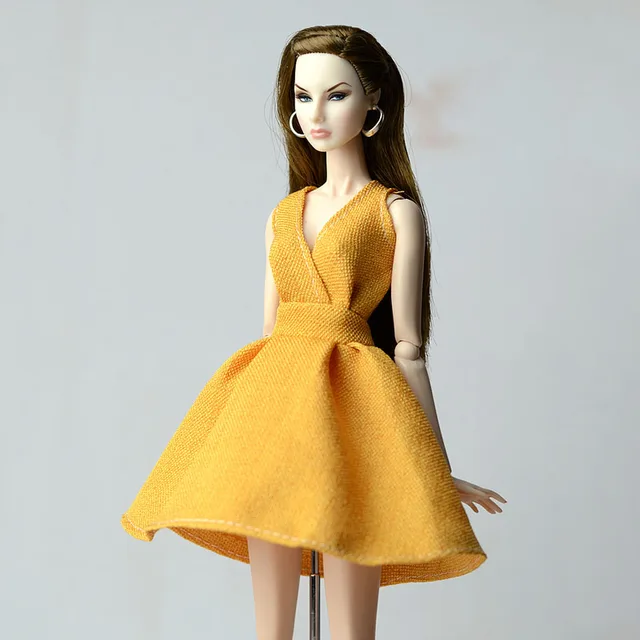 barbie dress yellow Foam n Color Doll in 1995 Mattel 15098 which the buyer is responsible to pay Barbie Doll I Vestiti Di