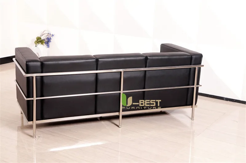 LC2 3 seater sofa 2