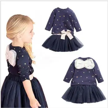 

Girls suit 2018 spring and autumn European and American fashion five-pointed star print back bow sweater mesh skirt two-piece