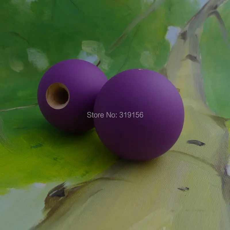 Фиолетовый виноград Резина Kendama Бал $1.50, 6 см Kendama Бал изготовлена из бука, резины, краски, подходит для 18 см Kendama
