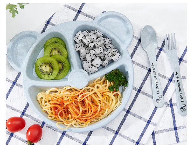 4719227037_992659750