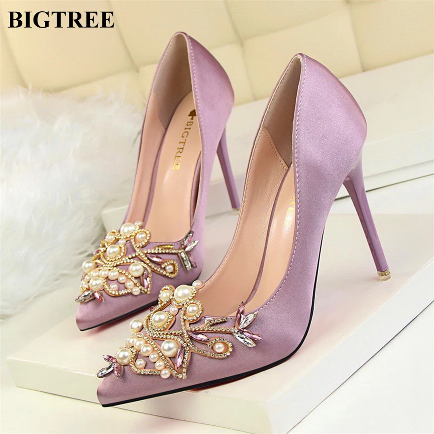 

Elegant Crystal Pearl Pointed Toe Shoe 2019 New Solid Silk Shallow Women Pumps Sexy Party Shoes Fashion Women's High Heels Shoes