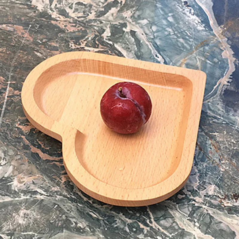 

New Offerings Heart-shaped Dessert Dish Irregular Snacks Plate Natural Wood Dinner Dish Plate Handmade Tableware Tray 2 Sizes