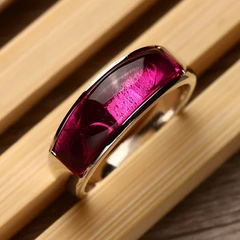 

925 Sterling Silver red corundum ring are about the new food ring Ms.