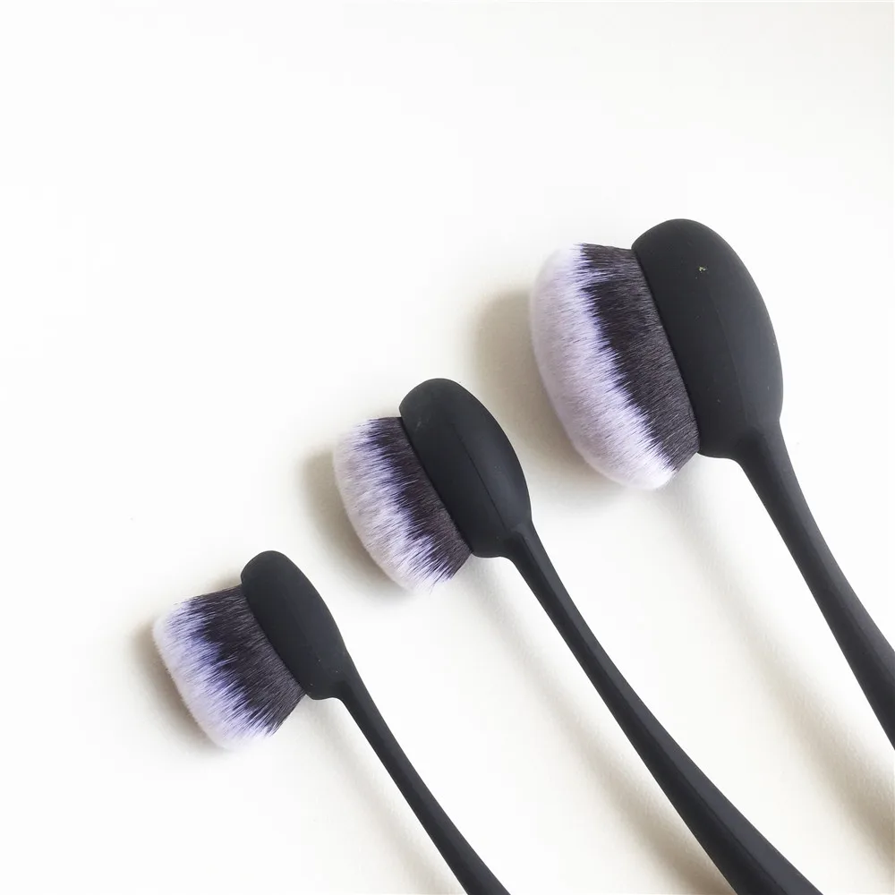 Real Techniques Blend Blur Brushes _ 2