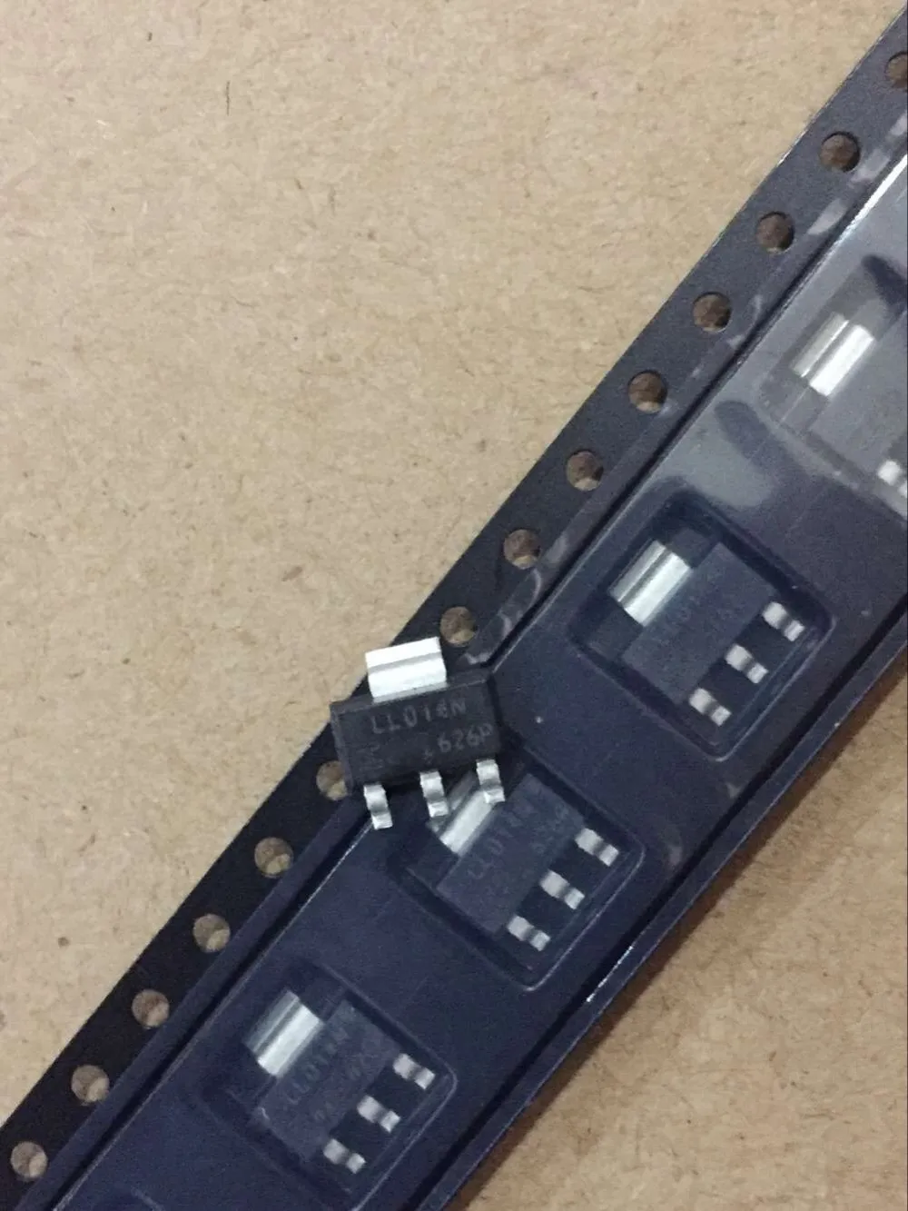 

Module IRLL014 IRLL014N Original authentic and new Free Shipping