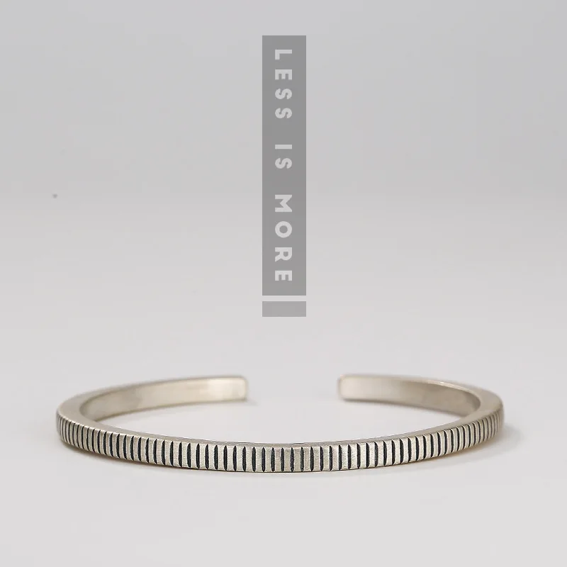 

2018 Armbanden Voor Vrouwen Deer S925 Pure Retro Simple Vertical Stripes Bracelet Unique Personality Ladies' Wholesale Agent