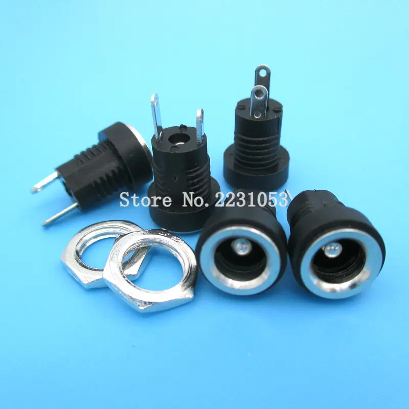 Plug 12 mm Cable Mount 5 A 2 mm DC Power Connector
