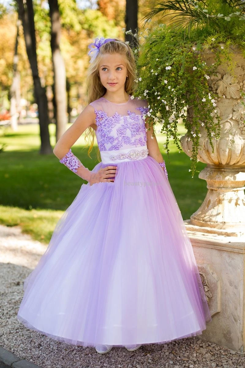 Hermosa manga larga larga una línea lila Tulle Appliques de la flor para niñas jardín estilo modesto Pageant Girls vestidos W122302|dress slim|dress hollywooddress poor - AliExpress