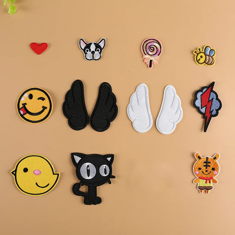 

11pcs/lot Popular Embroidery Lovely Cartoon Patch Sticking Decoration Iron On Patches For Clothing Embroidery DIY Applique Badge