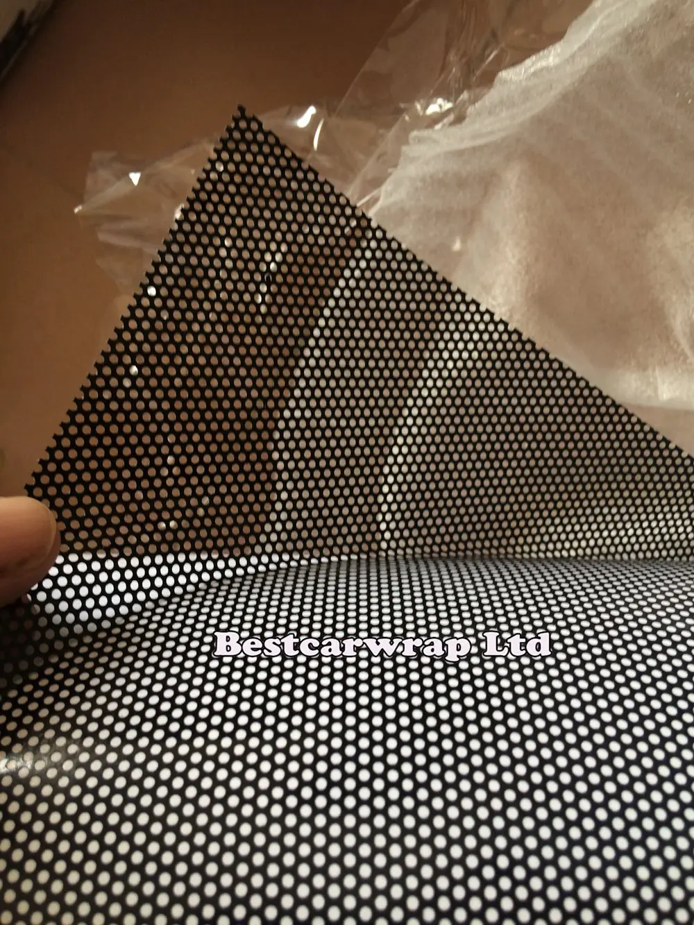 

Premium Perforated One way vision Spy vision FILM BOTH SIDE BLACK VINYL Free Shipping to UK 1.07x50m/Roll PROTWRAPS