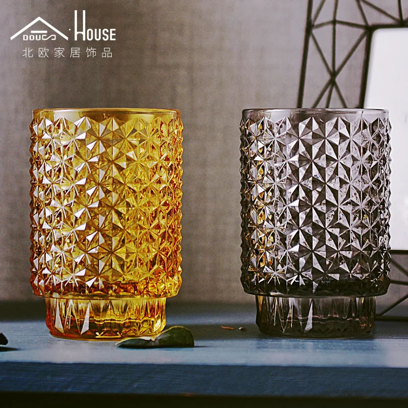 

The Nordic minimalist glass candlestick table small fresh flower vase flower decoration decoration Home Furnishing Hydroponics